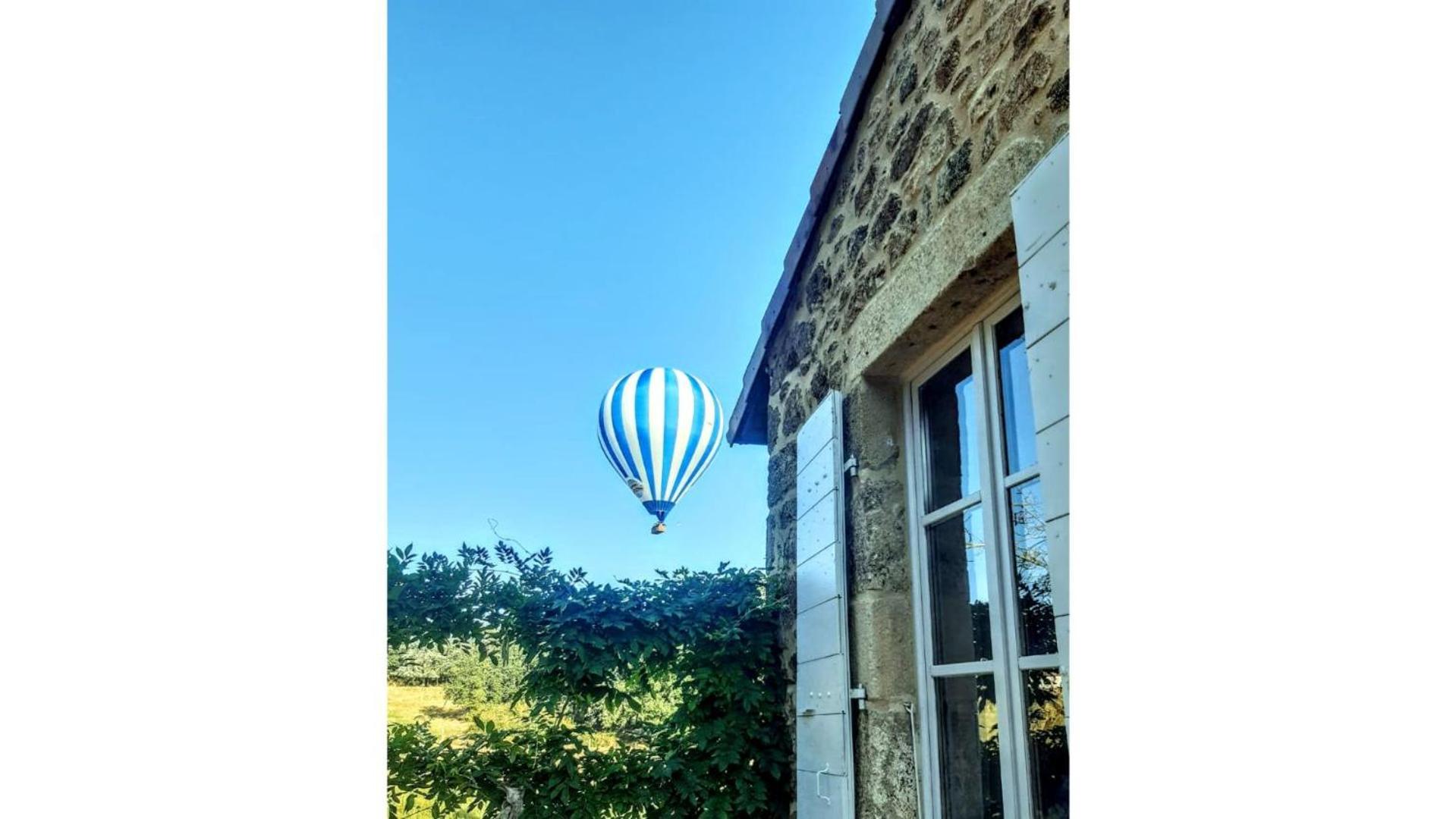 "La Voute De Pierre" Gite Independant Saint-Cyr  エクステリア 写真